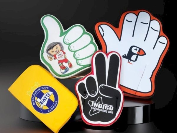 Атрибутика любимой команды: как фанаты поддерживают своих спортсменов